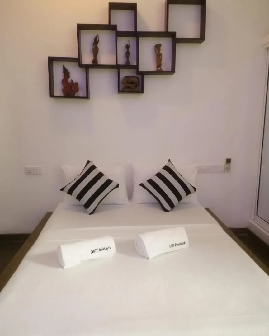 Beach Hotel D87 Negombo 0*,