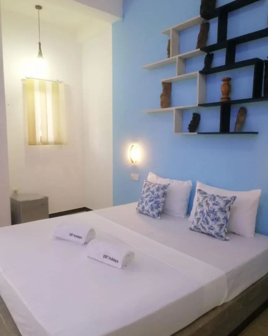 Guest house Beach Hotel D87 Negombo